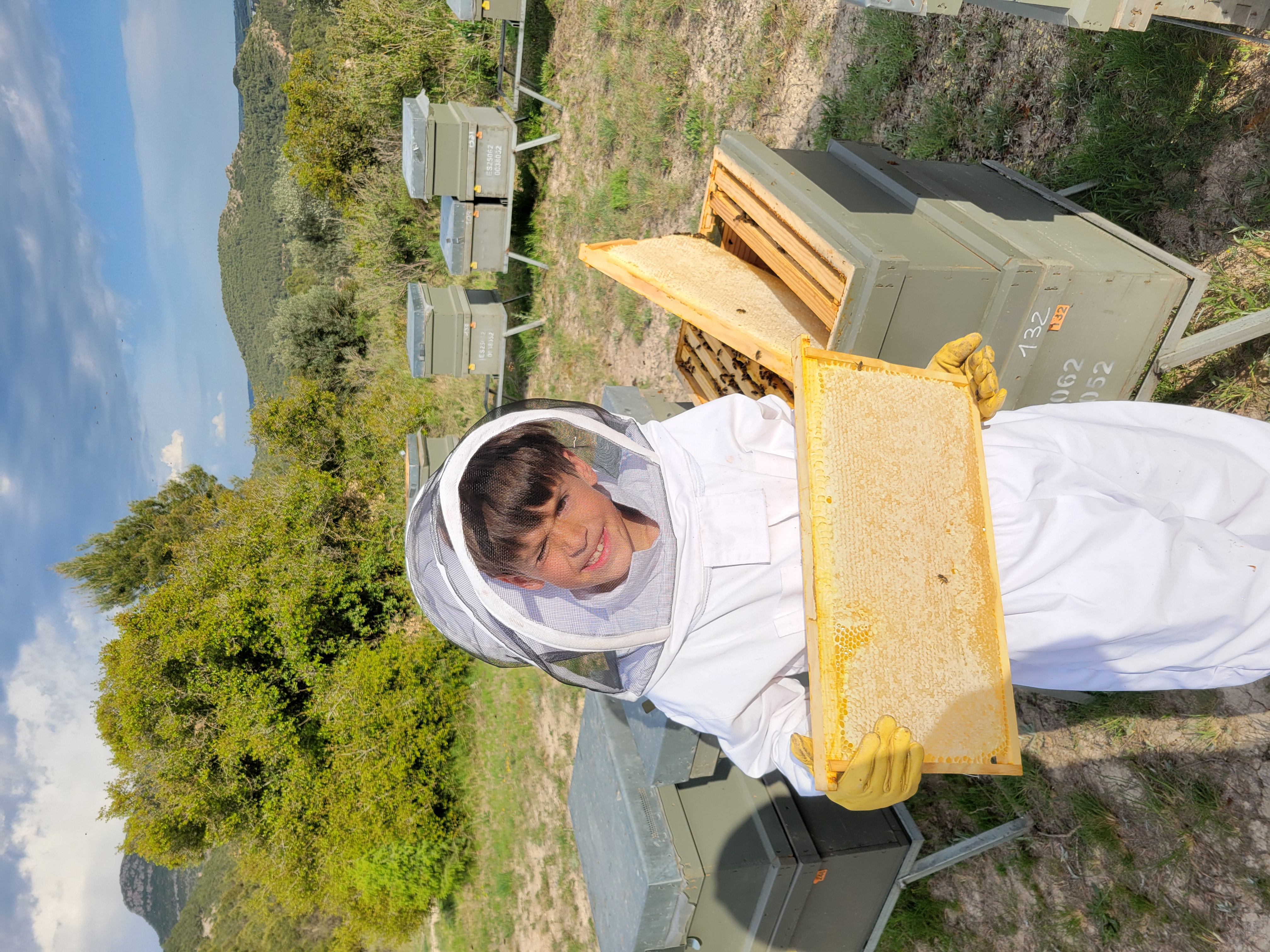 Projecte d'apadrinament de ruscos i arnes de NaturApícola a Camarasa
